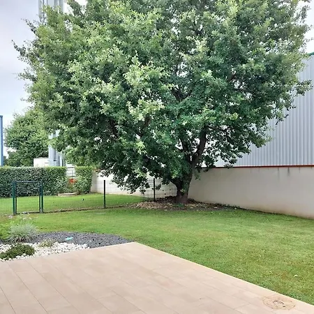 דירה T3 Climatise, Parking Et Jardin Quartier Des Marots A *